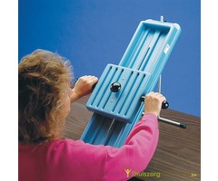 Inclinable sliding board