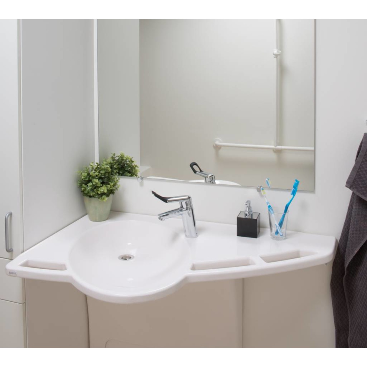 Hoogteverstelbare lavabo met geïntegreerde handvatten Ropox Support kopen - Gratis - ThuiszorgWebshop.be