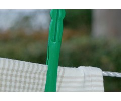 Clothes pegs for weak hands