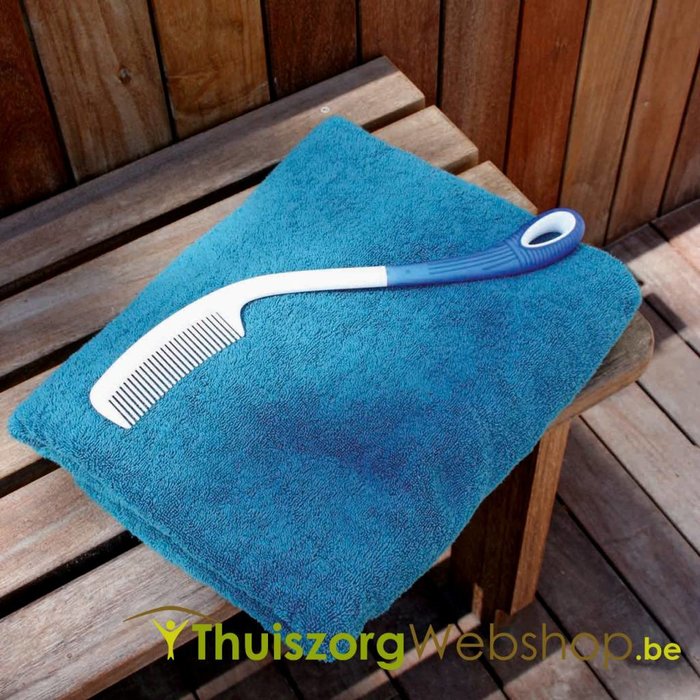 Peigne ou brosse allongée