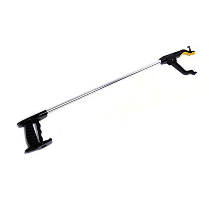 Grab with clothes hook and magnet