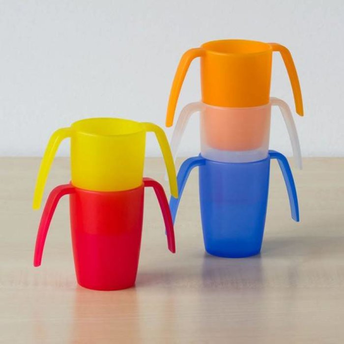 Cup with 2 handles by Ornamin