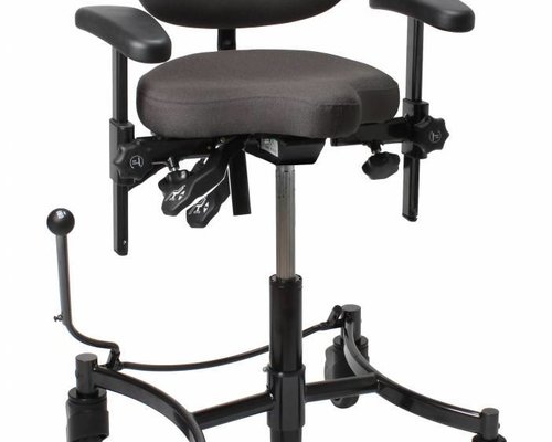 Waarom een trippel- of werkstoel uw zelfstandigheid vergroot