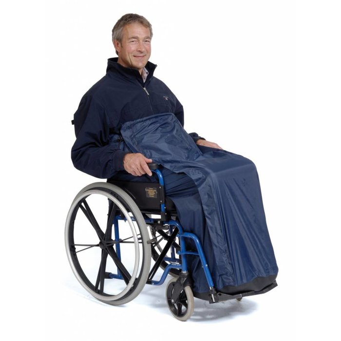 Leg and lower body protection with artificial fur for wheelchair as standard