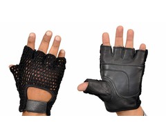 Non-slip gloves for wheelchair use