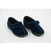 Low slipper with velcro closure