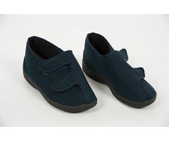 High slipper with velcro closure