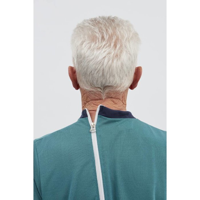 Pyjama vert avec fermeture à glissière au dos et entre les jambes