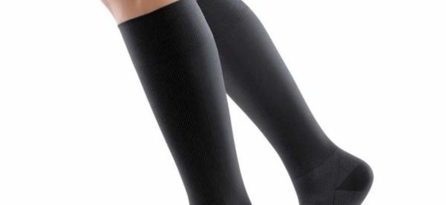 De beste tips om compressiekousen aan - en uit te trekken
