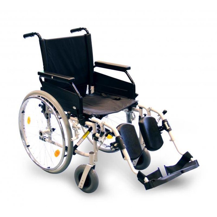 Foldable wheelchair with leg rest - Rotec