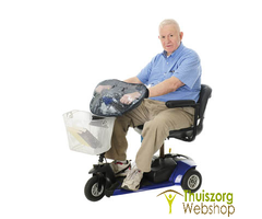 Scooter handlebar cover