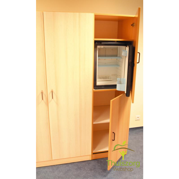 Linen cupboard with 1 shelf and 3 adjustable shelves