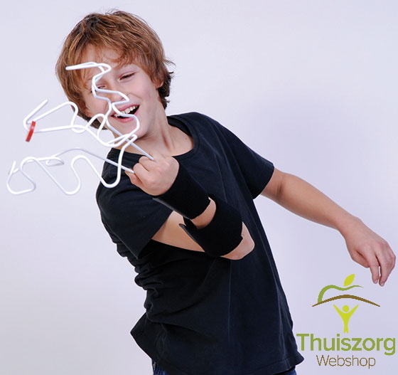 Arm exercise labyrinth with forearm cuff