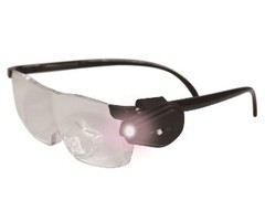 Clip-on glasses with built-in magnifying glass x 1.6
