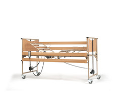 Electrically adjustable nursing bed Luna Basic 2