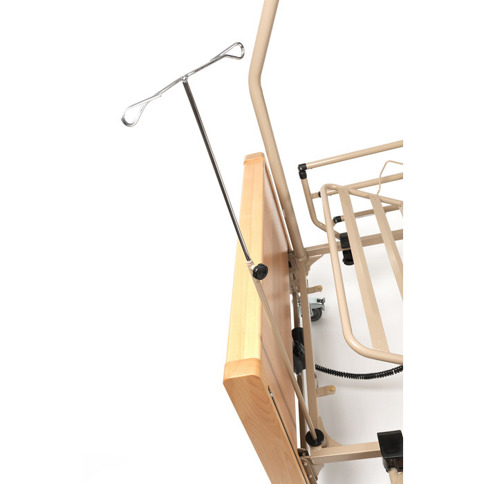 Electrically adjustable nursing bed Luna Basic 2