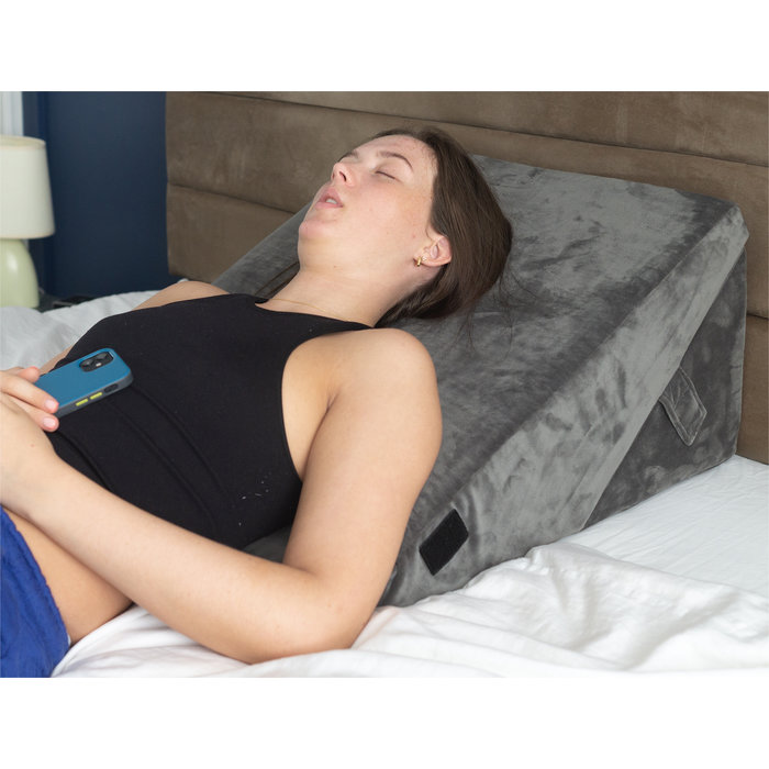 Luxury adjustable and foldable bed wedge pillow