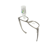 Glasses to easily administer eye drops