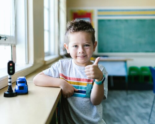Terug naar school: Het omgaan met prikkels en de hulpmiddelen die je nodig hebt