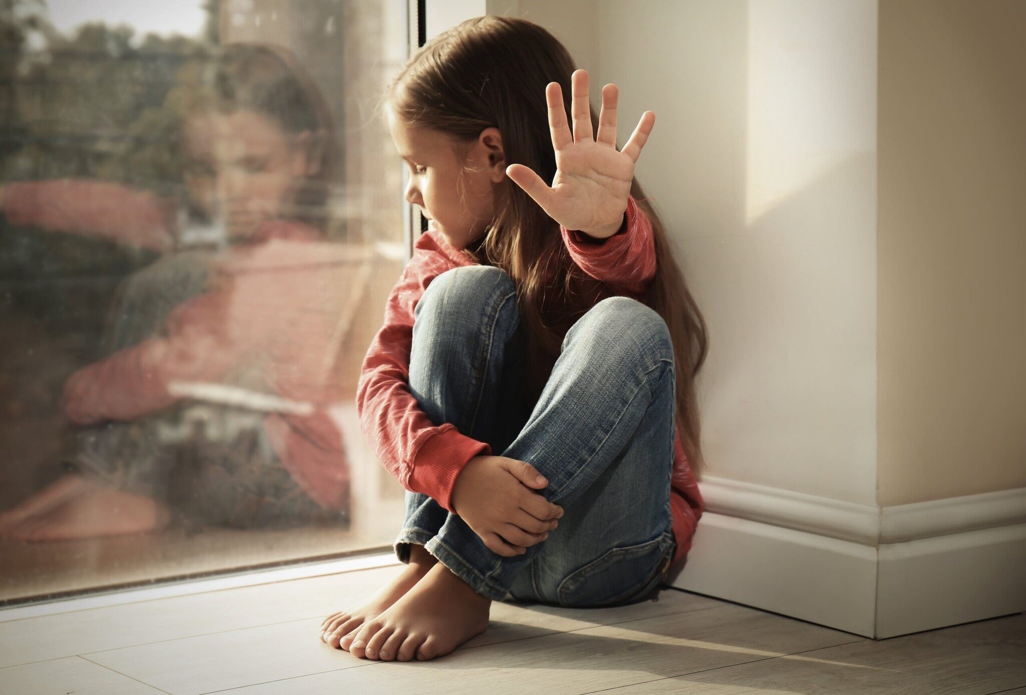 Begrijpen en Omgaan met Sensorische Verwerkingsuitdagingen bij Kinderen: Kenmerken en Ondersteuning