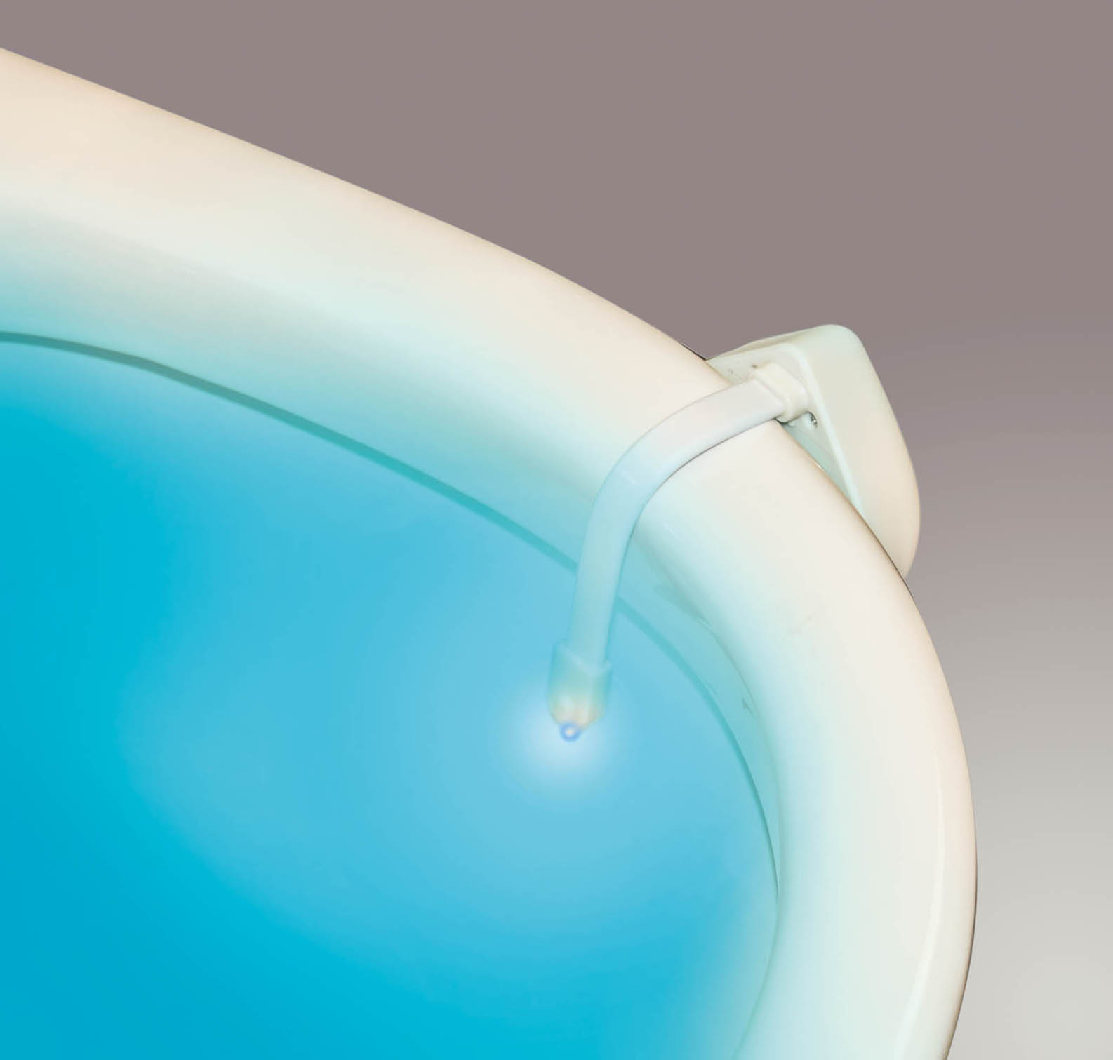 Éclairage des toilettes avec détecteur de mouvement