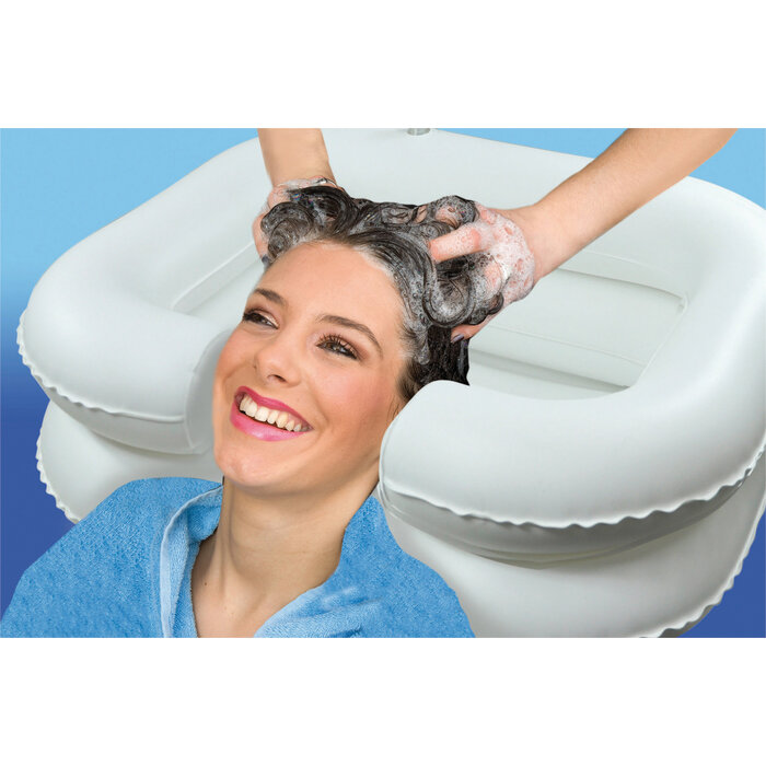 Bassine à cheveux gonflable pour le lit