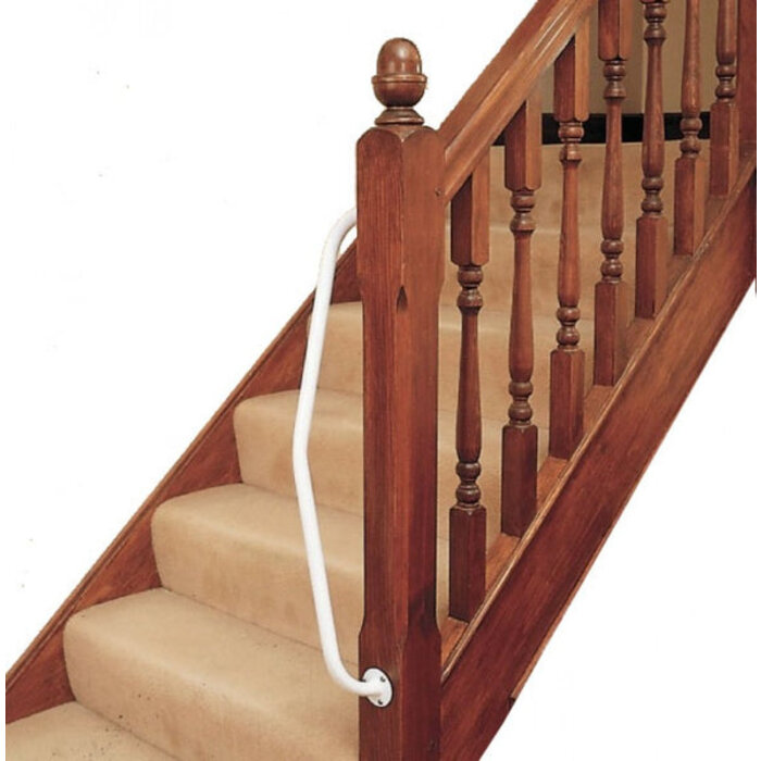 Curved bracket