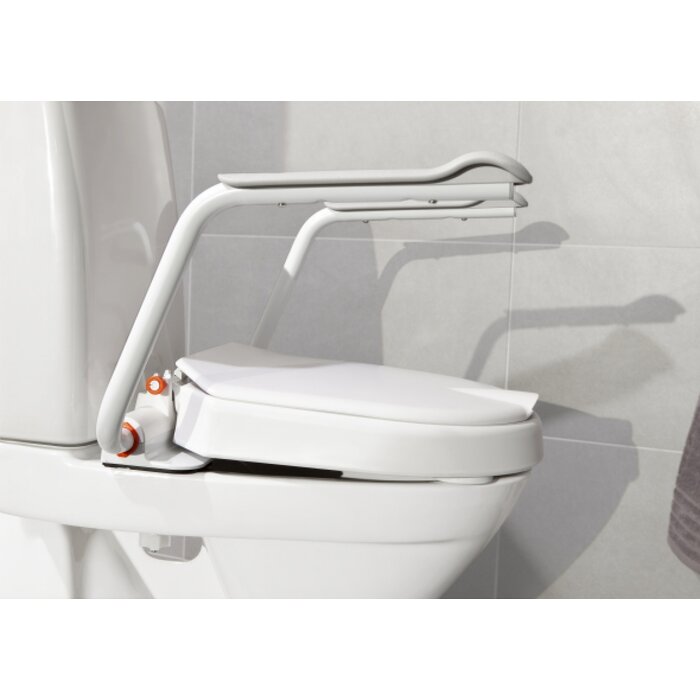 Hi-Loo toilet raiser fixed with armrest