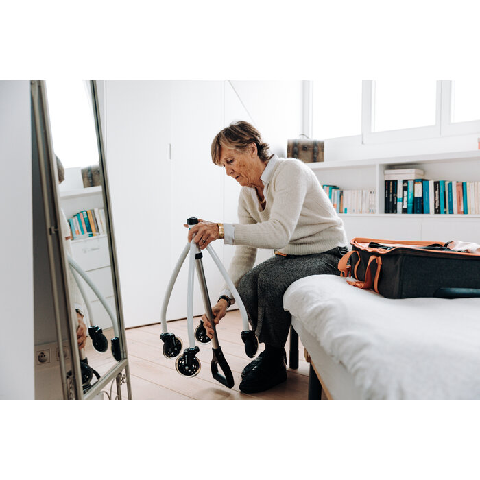 The rollator that can be used with one hand: the Wheeleo®