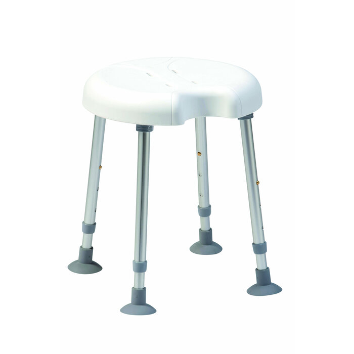 Shower stool with recess at the front