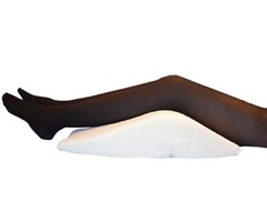 Leg lift cushion with jacquard cover