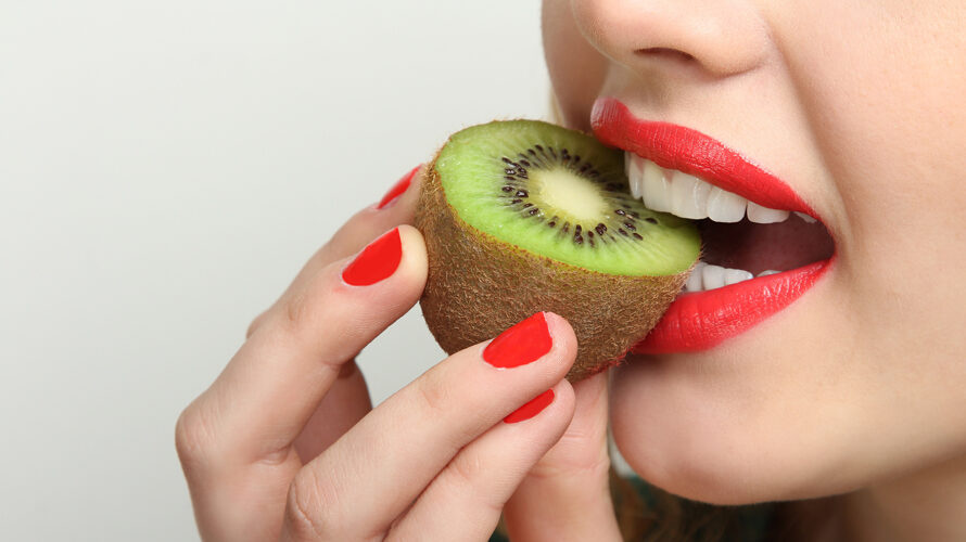 Eet je de schil van fruit beter op of bevat die te veel pesticiden?