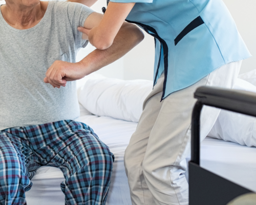 Waarom Ergonomisch Werken in de Zorg Belangrijk Is
