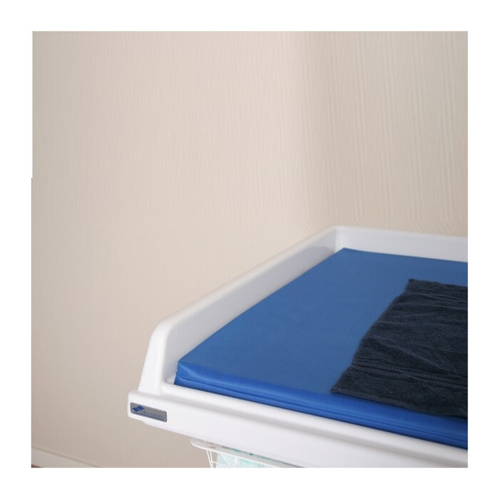 Electric changing table with variable height