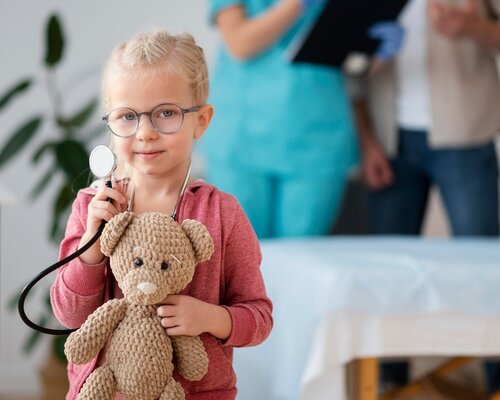 EHBO bij Kinderen in de Zomer: Veiligheid en Zorg voor Je Kleintjes