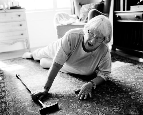 Fall risk in the elderly: How to prevent falls?