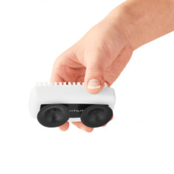 Nail brush