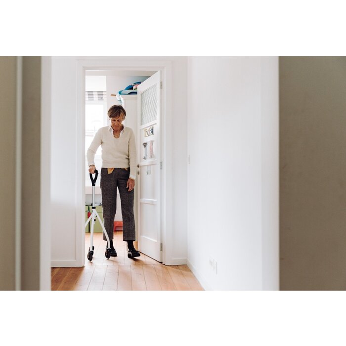 The rollator that can be used with one hand: the Wheeleo®