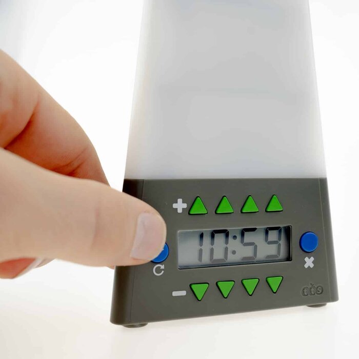 Traffic light timer with color indication for scheduling tasks