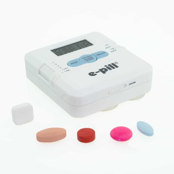 Pill box with 4 sound and/or vibration alarms and 4 medicine compartments. E-pill