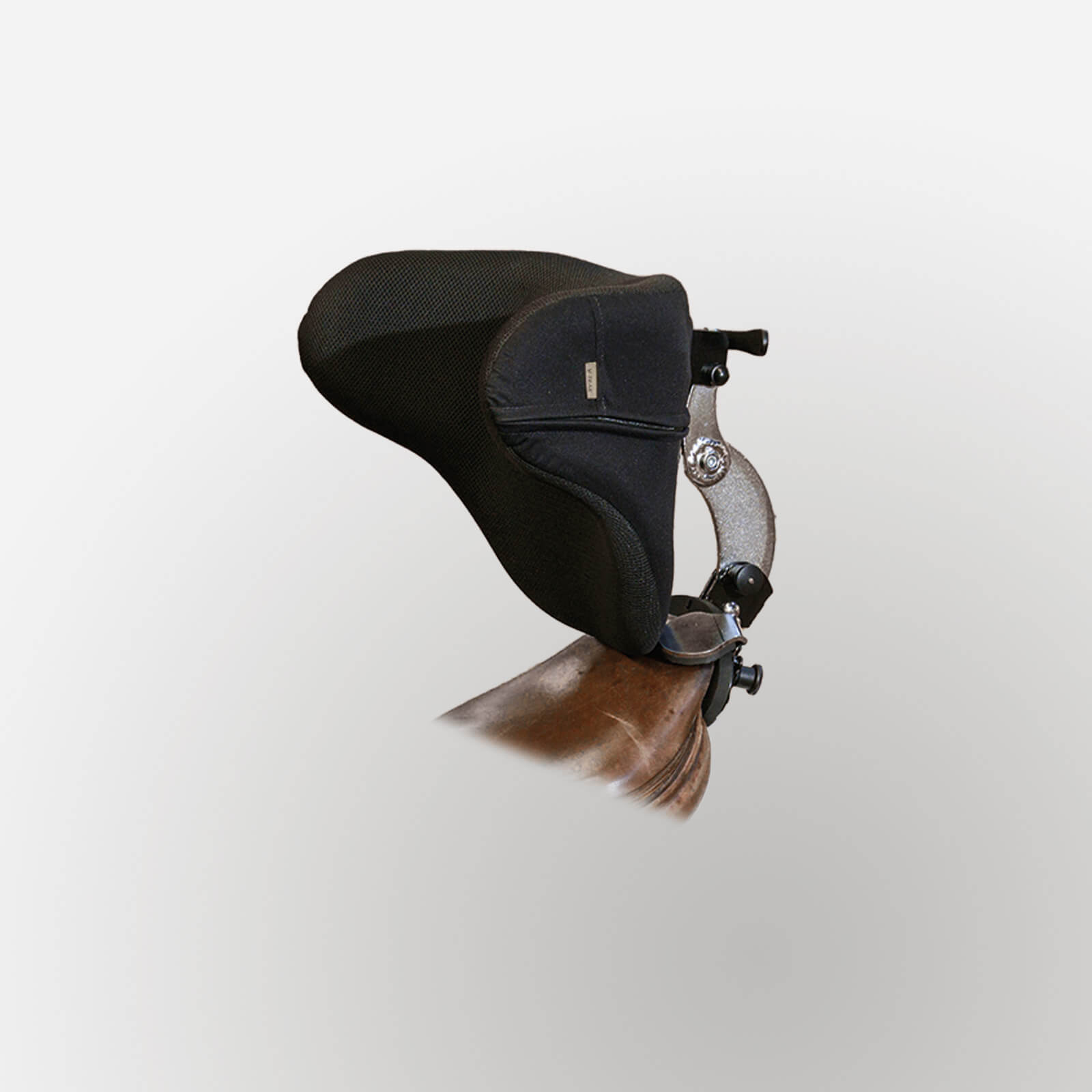 Module de selle innovant pour une équitation inclusive et sûre
