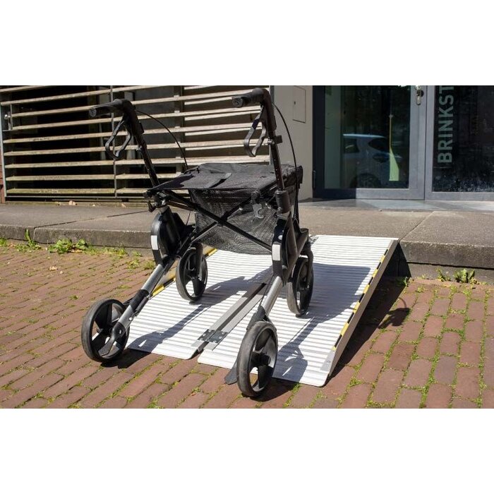 Folding aluminum ramp - various sizes
