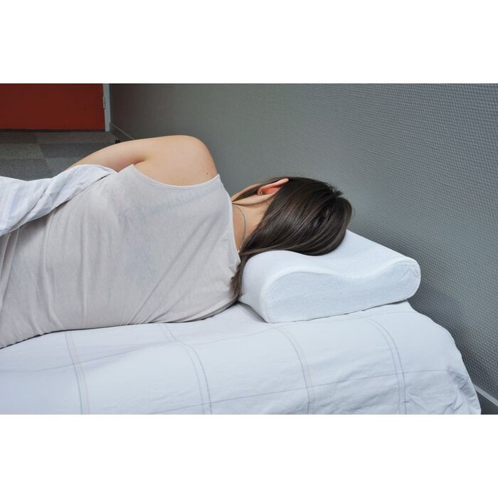 Small ergonomic pillow made of natural memory foam