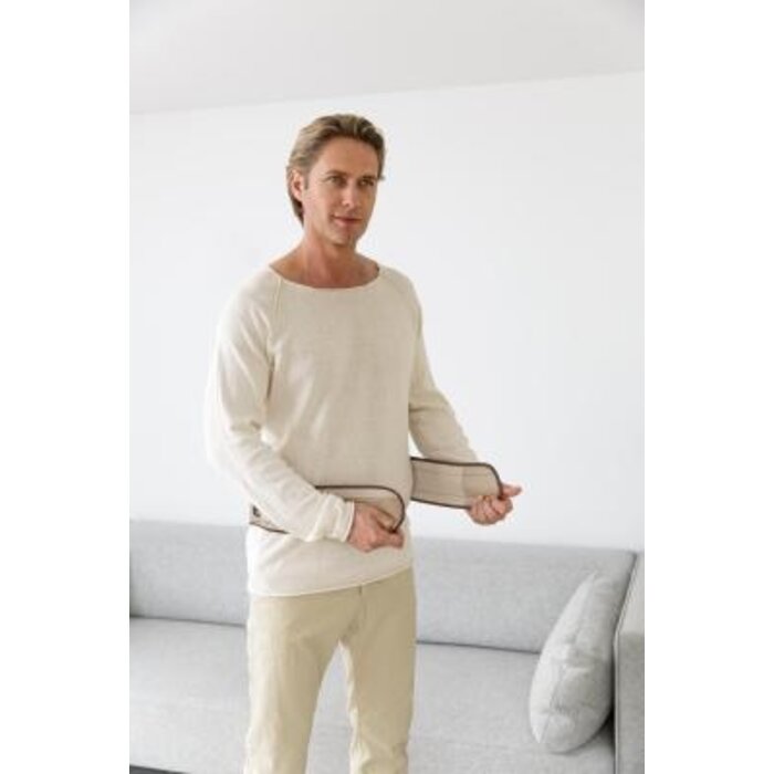 Cordless heating belt with battery pack