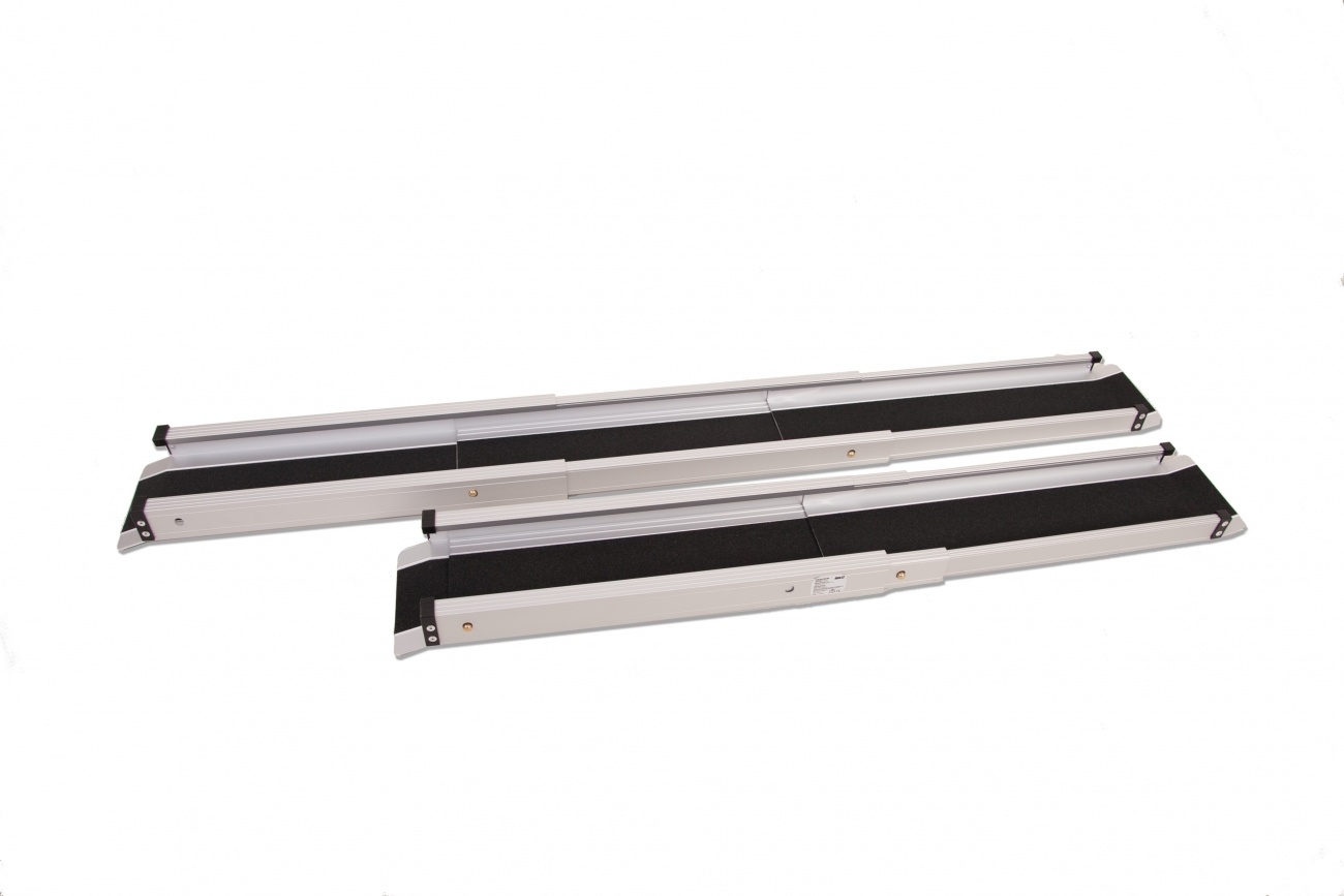 Rampe rétractable pour fauteuil roulant