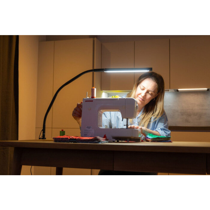 Lampe de table LED à intensité variable DAYLIGHT Electra E35221 avec pince