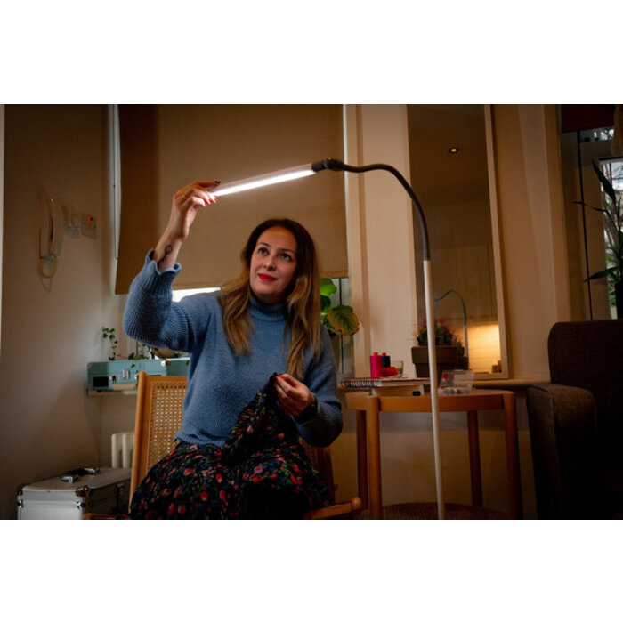 DAYLIGHT UnoPro N1460 Dimmable LED floor lamp