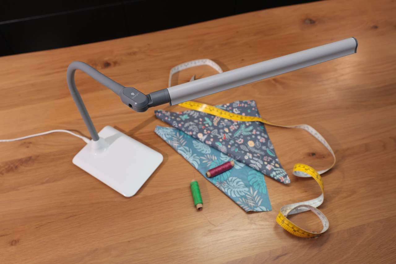 DAYLIGHT UnoPro N1450 Dimmable LED table lamp