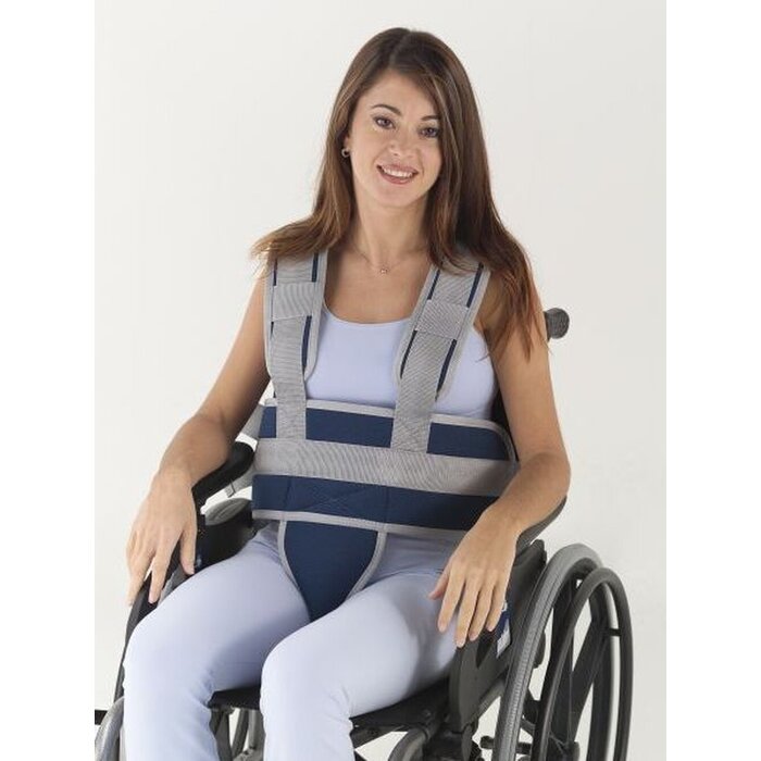 Pelvic and shoulder belt for wheelchair use