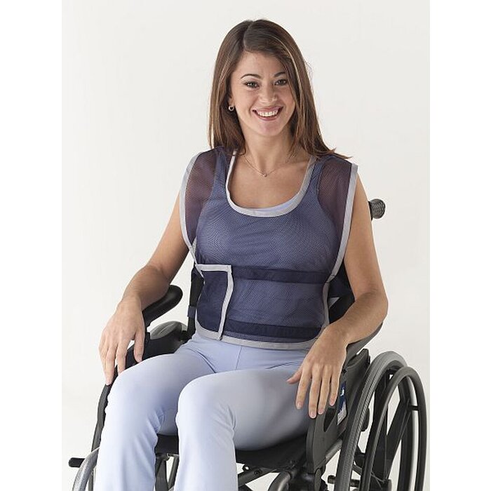 Fixation vest and pelvic fixation vest for wheelchair use